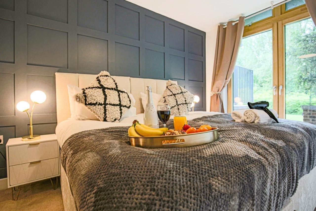 Campbell Park Apartment - City Centre - Free Parking, Balcony, Super-Fast Wifi And Smart Tv With Netflix By Yoko Property Milton Keynes Exterior photo